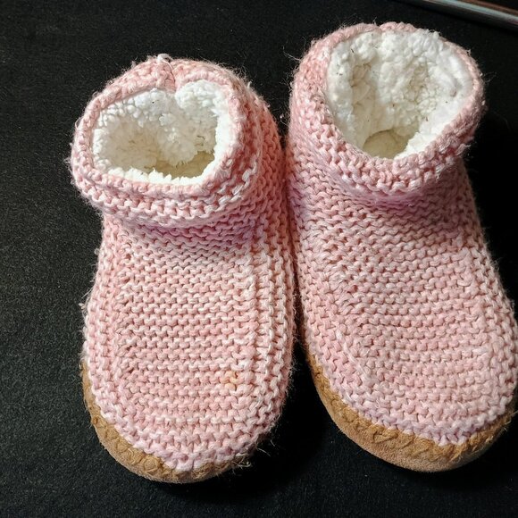Joyspun Other - Joyspun Pink Cozy Sherpa Lined Slipper Booties Sz see desc